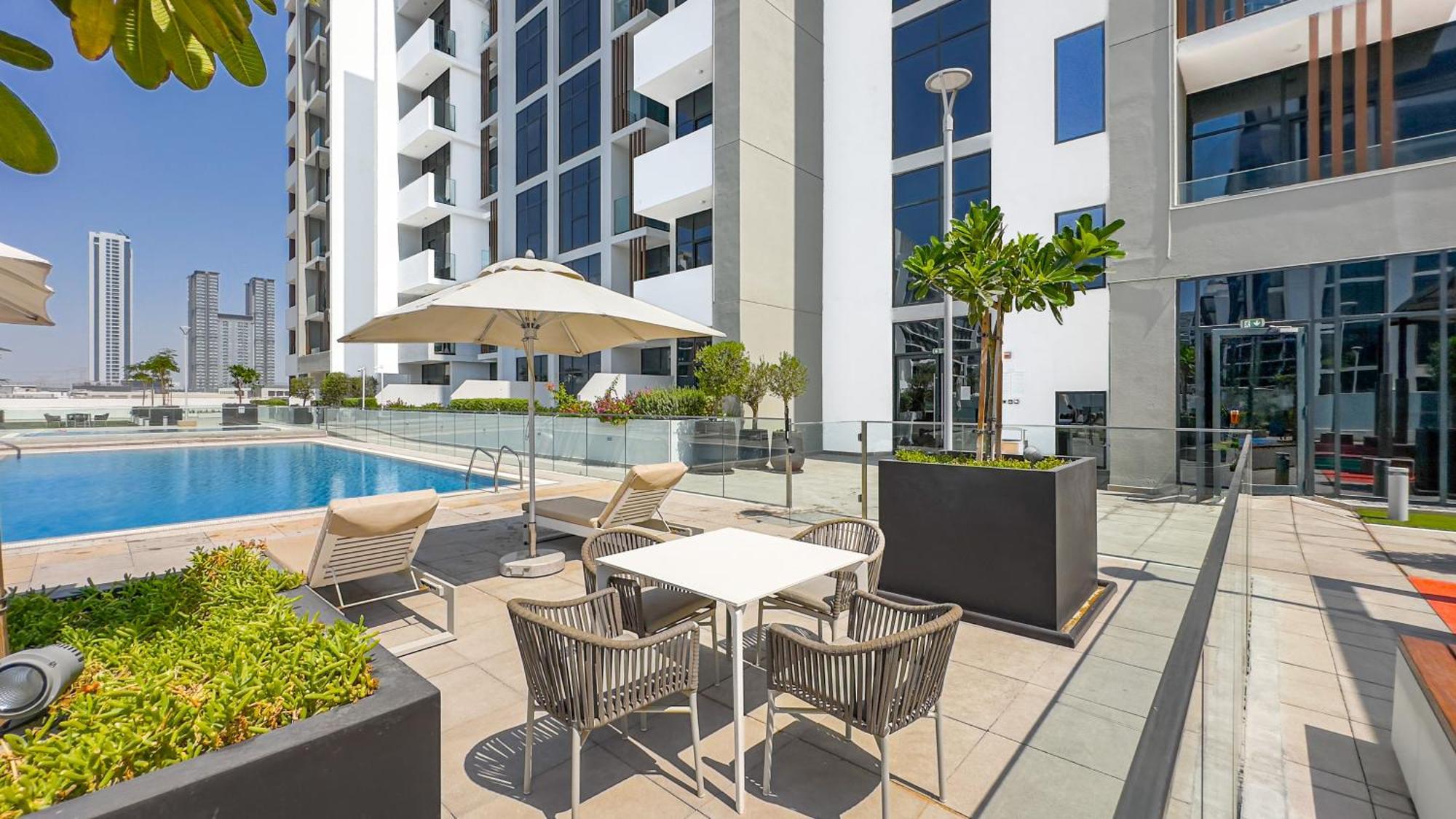 Escape24 Stylish Studio Azizi Riviera 8 Meydan One ดูไบ ภายนอก รูปภาพ