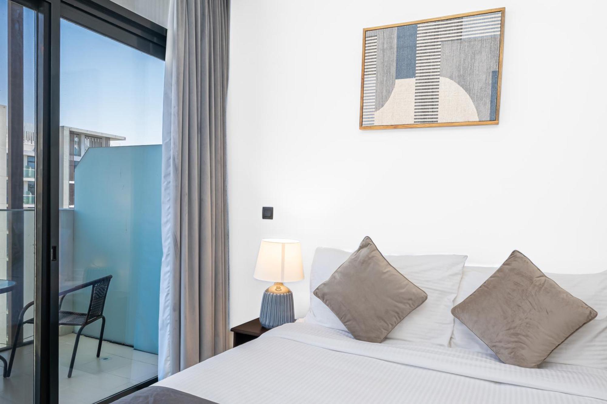Escape24 Stylish Studio Azizi Riviera 8 Meydan One ดูไบ ภายนอก รูปภาพ